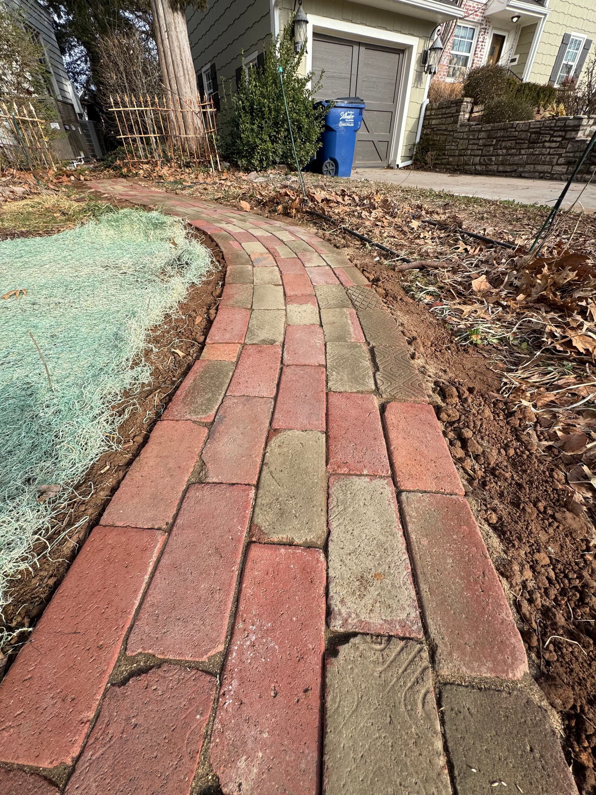 Gallery photos for Crafted Elegance with Recycled Brick Pavers: Image #9